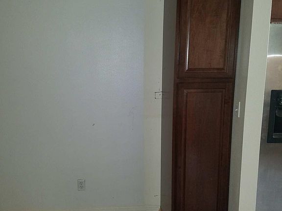 5th image of 40424 Johnston Ave