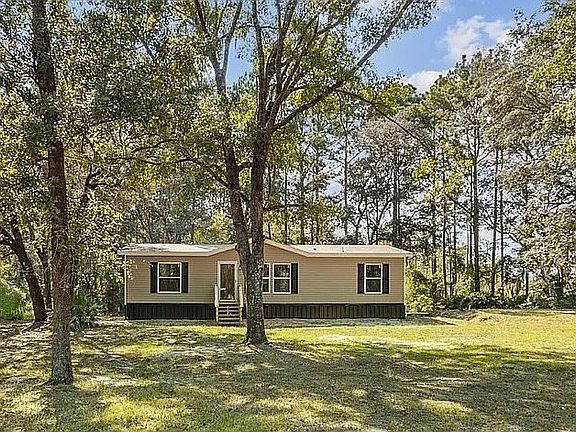 2nd image of 86079 Big Leaf Ln