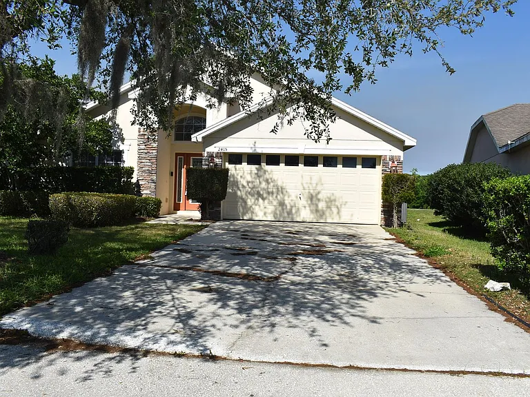 2415 Sabastian St — Photo 3
