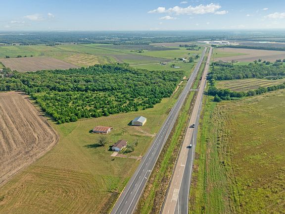 2nd image of 7015 State Highway 24 N