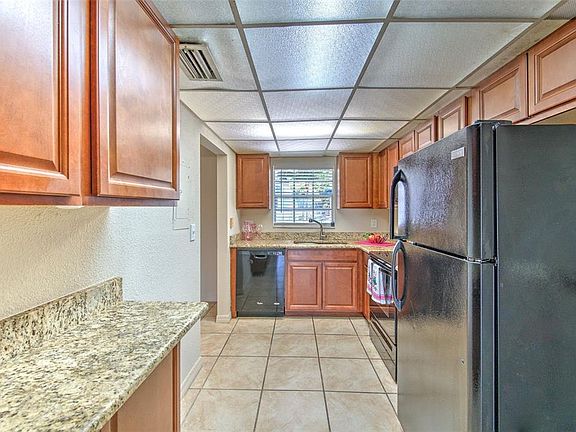 5th image of 711 RUSSELL LANE #134