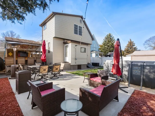 90 River St, Lynn, MA 01905