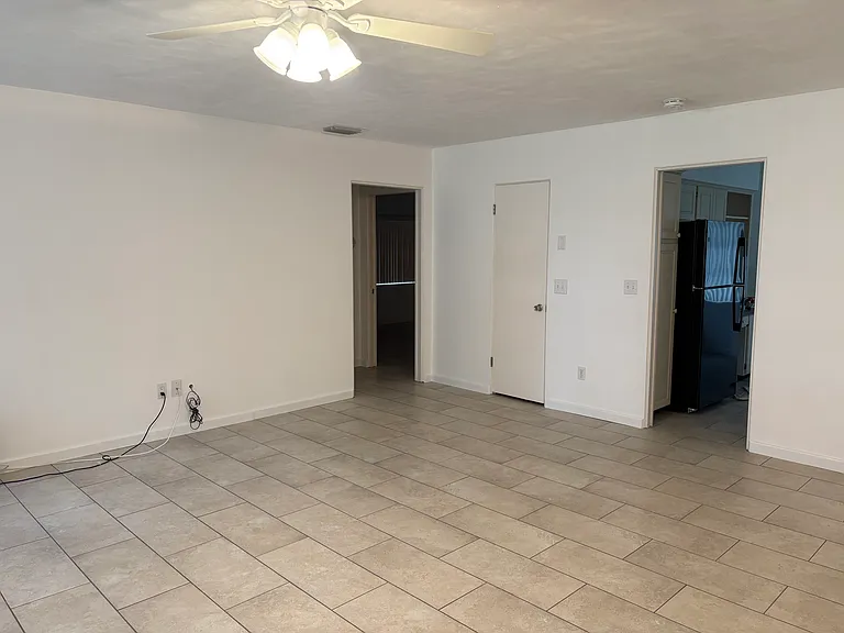 690 Avenue C SE #690 — Photo 5