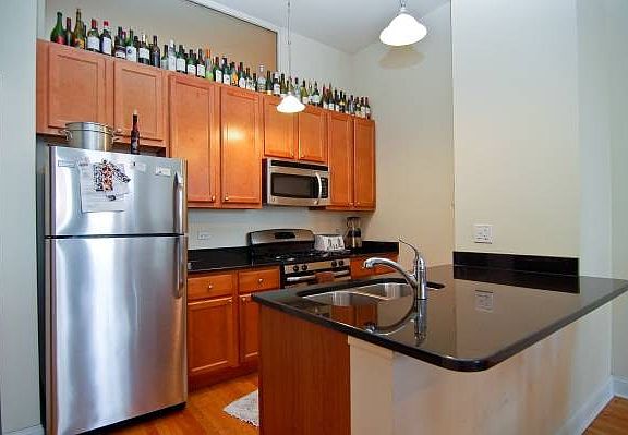 2nd image of 1552 N Milwaukee Ave APT 3D