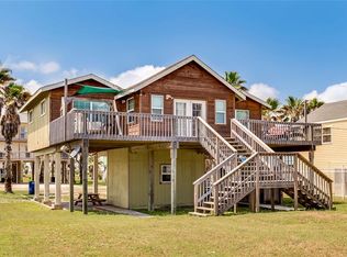 407 Sea Shell Rd, Surfside Beach, TX 77541