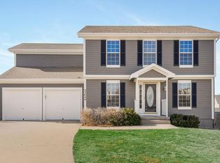 22649 Saint Francis Ct, Spring Hill, KS 66083