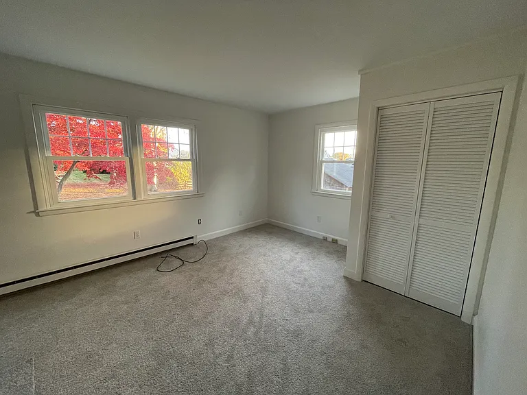 11 Spruce Ter #B — Photo 9