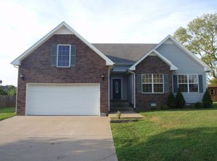 769 Fire Break Dr, Clarksville, TN 37040