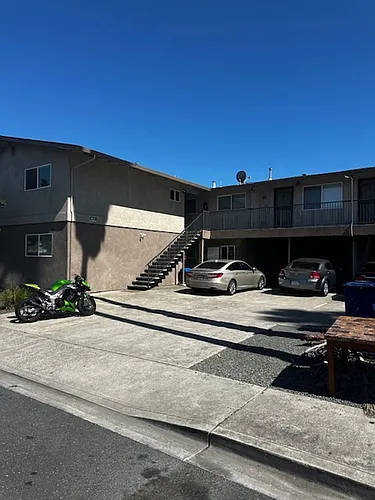 1904 Clayton Way Photo 1