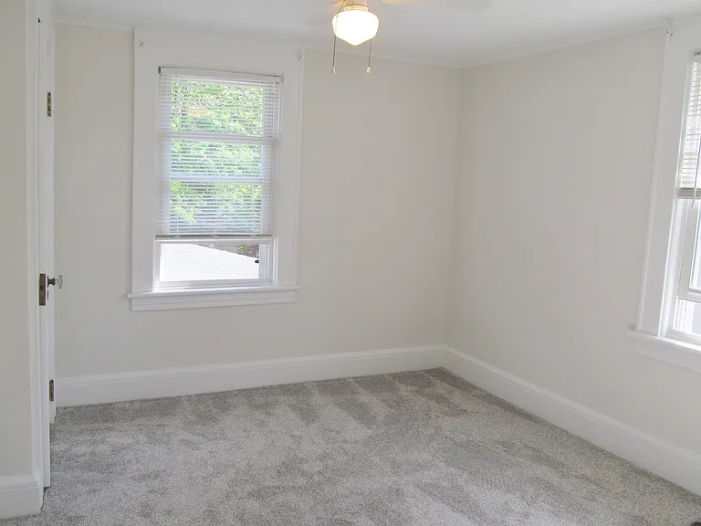 146 E Cliff St #1 — Photo 8