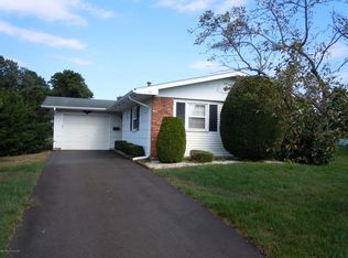 24 Rodger Rd, Brick, NJ 08724