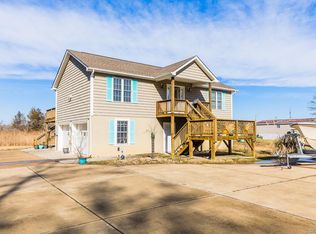 2801 Potato Neck Rd, Port Haywood, VA 23138