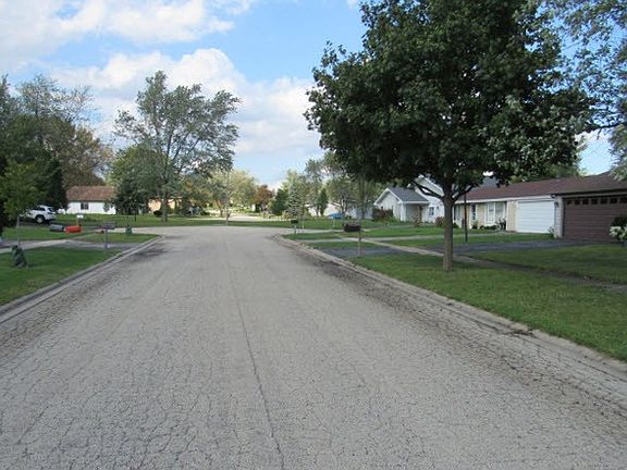 5th image of 5241 Ladd Ln