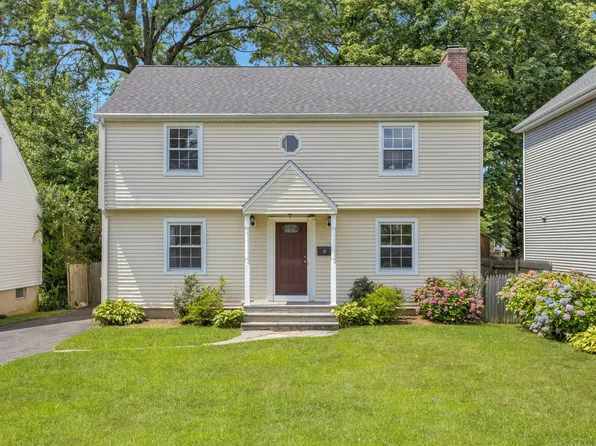 31 Hyatt Avenue, Norwalk, CT 06850