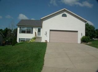 421 W Seward St, Poynette, WI 53955