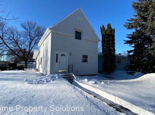 1601 N 5th St, Grand Forks, ND 58203