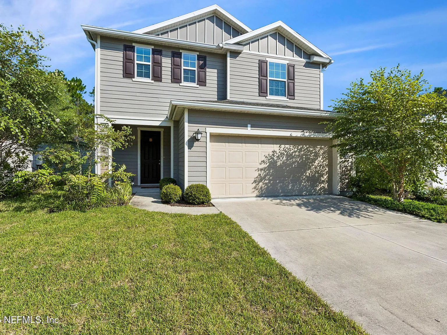 3 bed, 2.5 bath, 2091 sqft, $2,650 — Photo 2