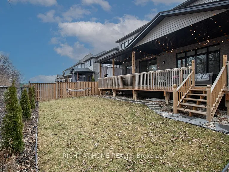 1345 Dyer Cres — Photo 25