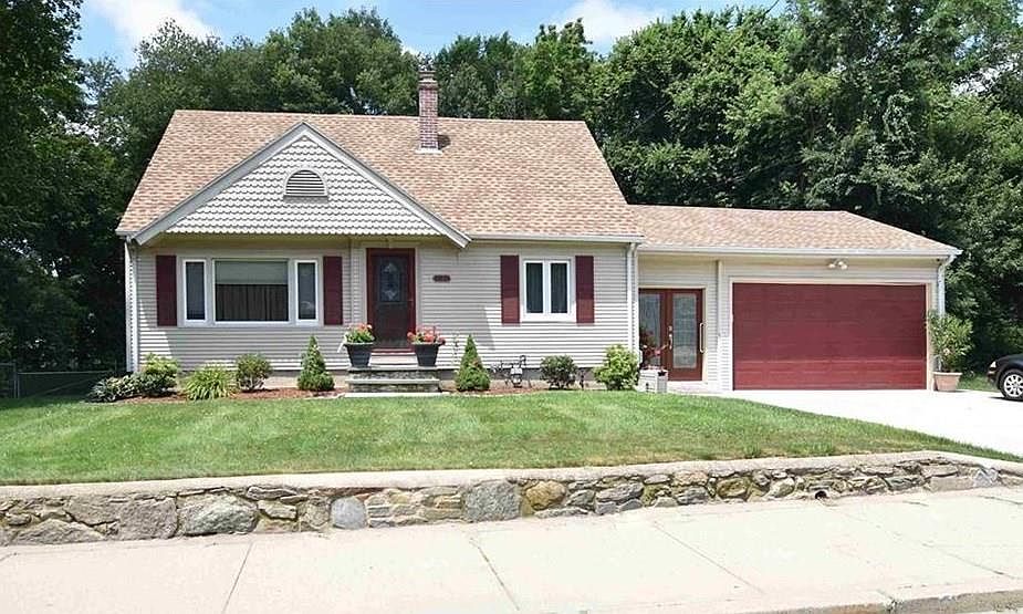 1st image of 1543 Plainfield Pike