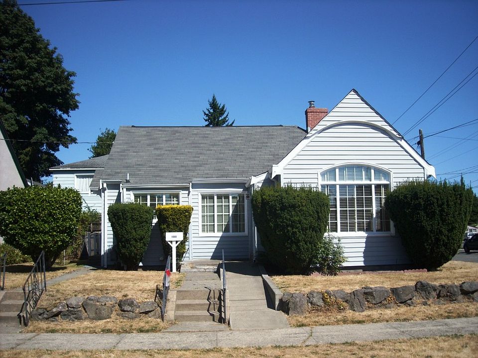 1st image of 1000 Veneta Ave