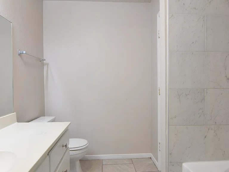 4613 Hank Dr — Photo 17