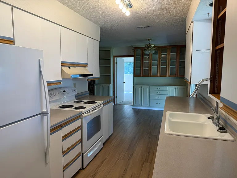 22 Dietrich Rd — Photo 8