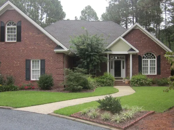 10 Birdie Drive, Whispering Pines, NC 28327