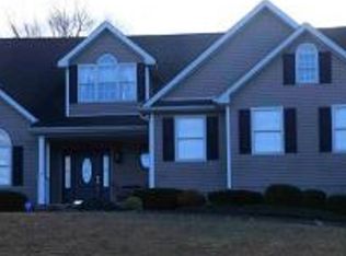 137 Turtle Bay Rd, New Hampton, NY 10958