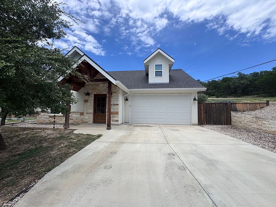 1st image of 110 Brooklynn Ln