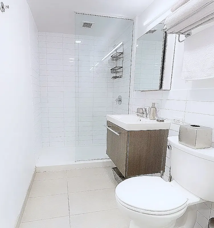 15 East 11th Street — Photo 4