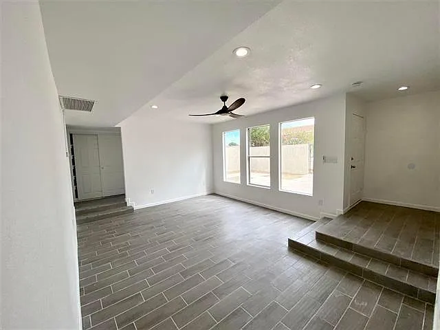 3148 W Lisbon St — Photo 2