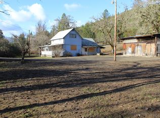 2735 Canyonville Riddle Rd, Riddle, OR 97469