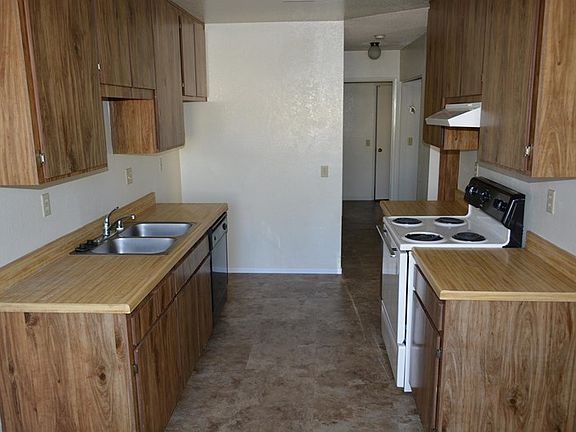 3rd image of 800 S Anza St APT 17
