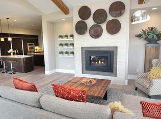 61338 Tripleknot Rd, Bend, OR 97702