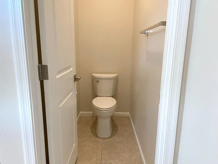 17832 W Daley Ln — Photo 12