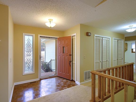 5th image of 10 Berlanga Cir