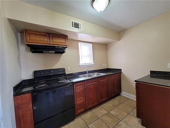 3rd image of 4415 Wilson Ave APT A