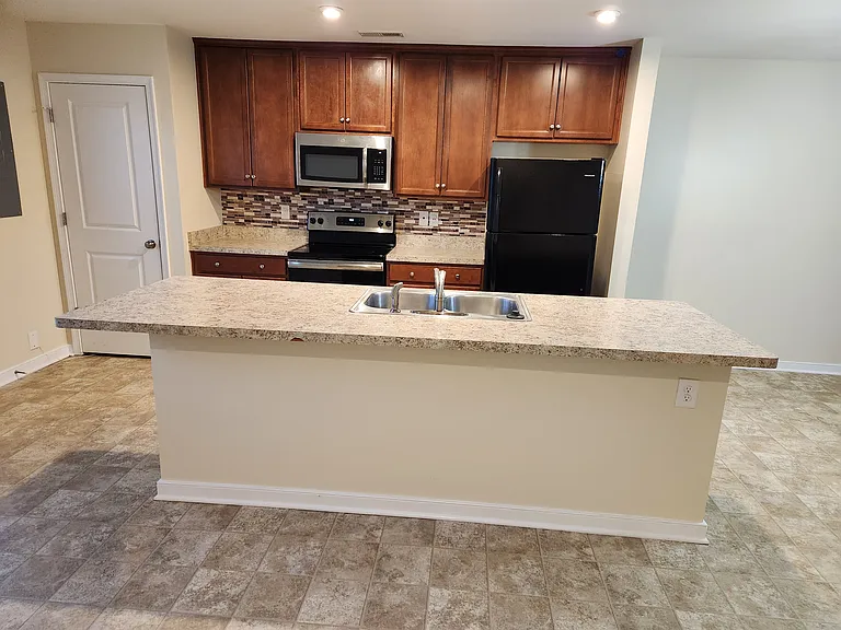 1344 Stone Ridge Park Loop — Photo 10