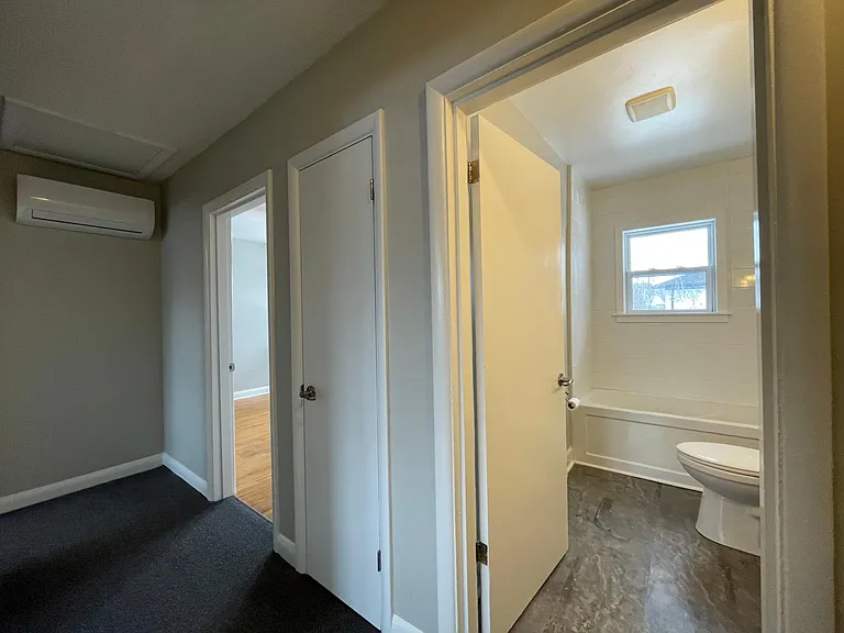 80 Barbara Ave — Photo 19
