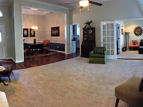 2nd image of 1113 Coker Dr