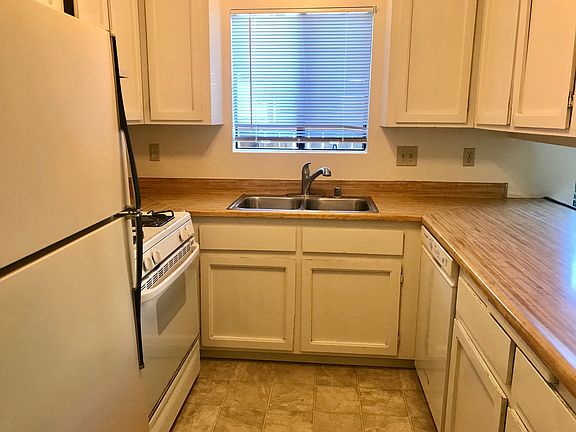 3rd image of 3426 Grim Ave