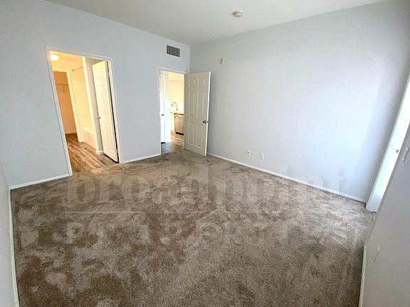 5th image of 31295 Taylor Ln