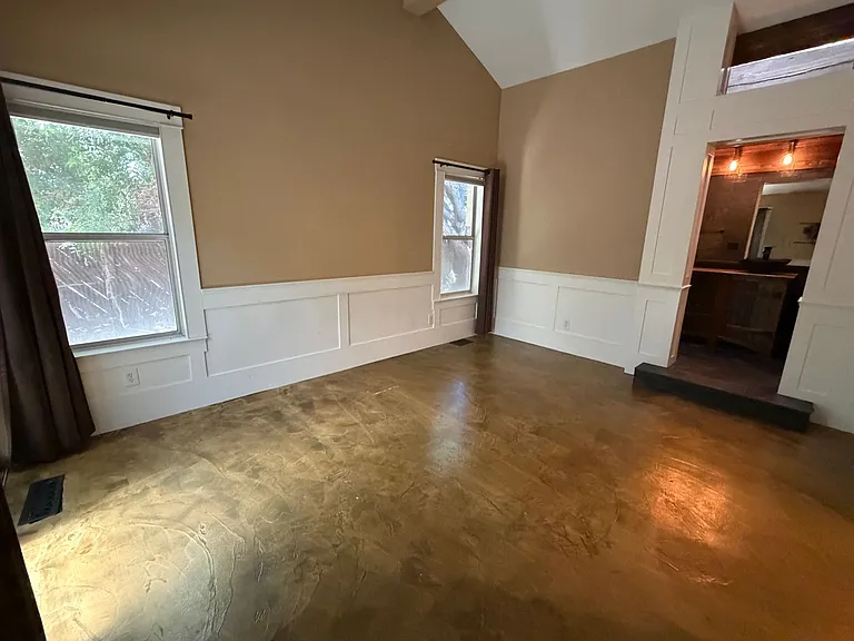 2461 Bay Hill Cir — Photo 16