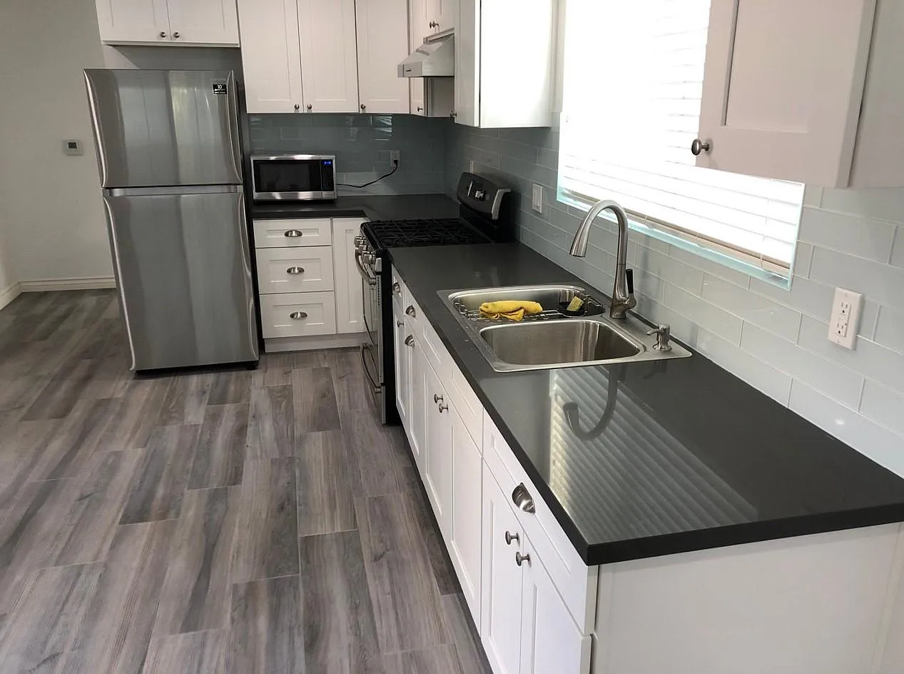 1 bed, 835 sqft, $2,850 — Photo 3