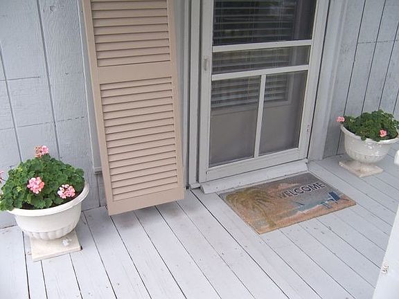 4th image of 219 Huron Ct