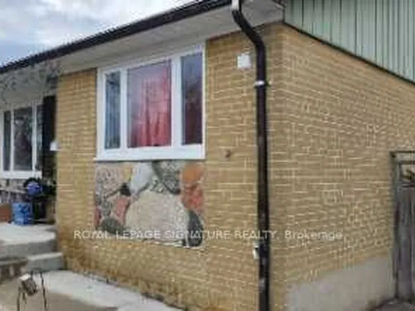 8 Thorncroft Cres, Ajax, ON L1S 2S2