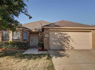 1305 Round Pen Run, Haslet, TX 76052