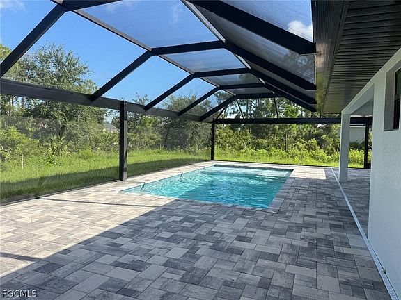 3rd image of 8285 Agate St