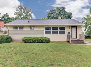 2106 Peirce Ave, Bloomington, IL 61701