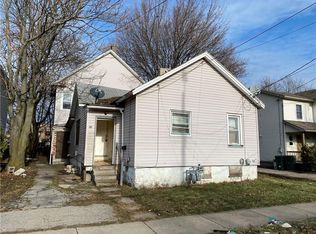 104 Davis St, Rochester, NY 14605
